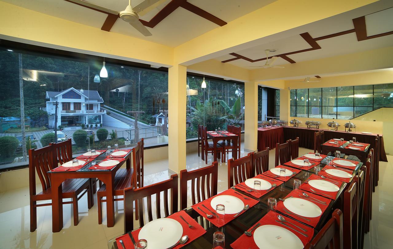 Peter'S Coffee Creek Nature Resort Meppadi Экстерьер фото